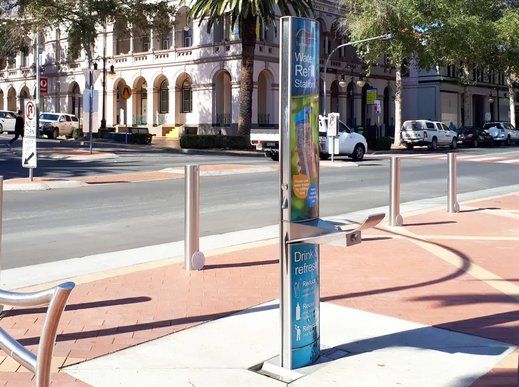 A 2100mm-high Aquafil drinking fountain and bottle refill station placed in Tamworth Regional Council's main street.